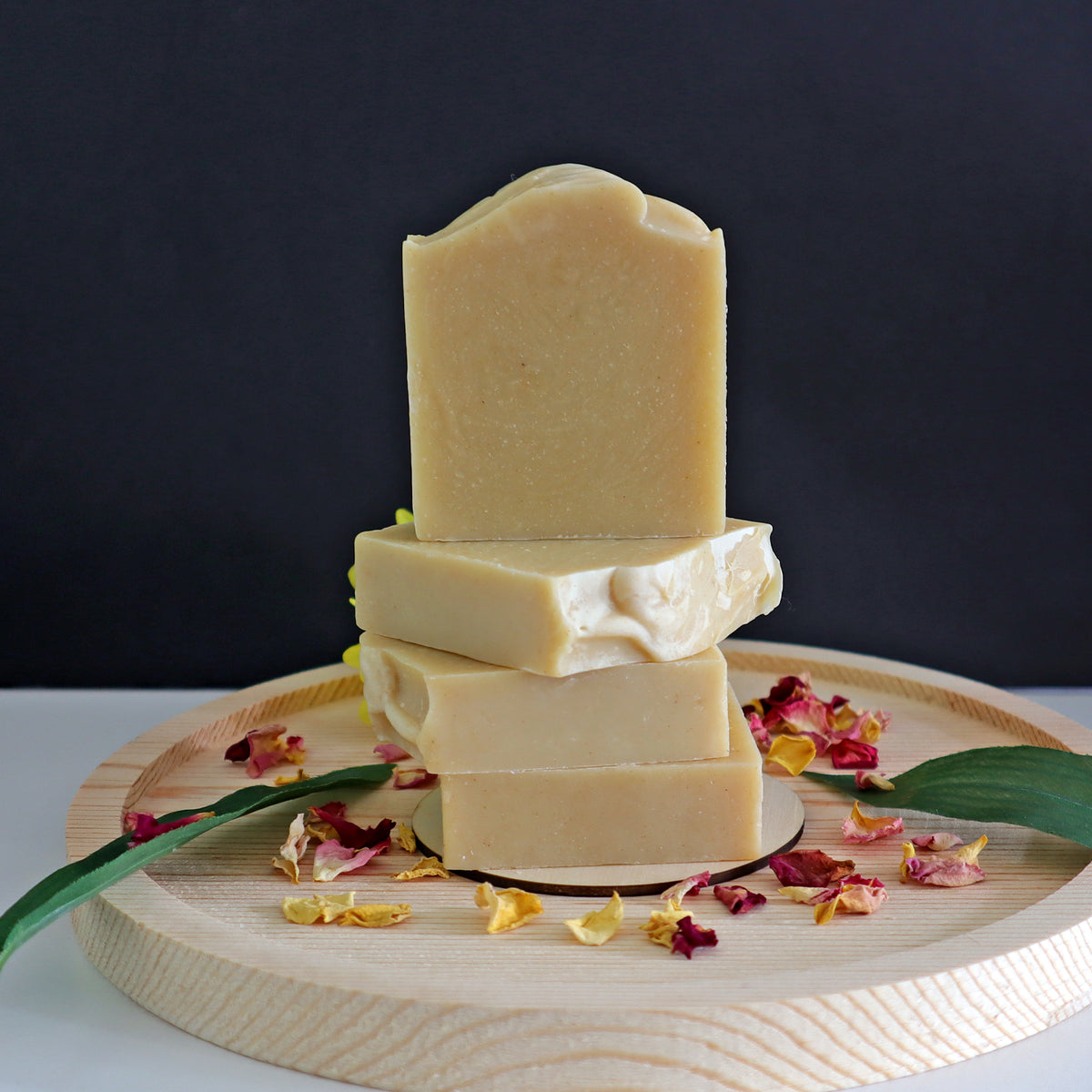 Papaya and Turmeric Soap with Sweet and Fruity Scent