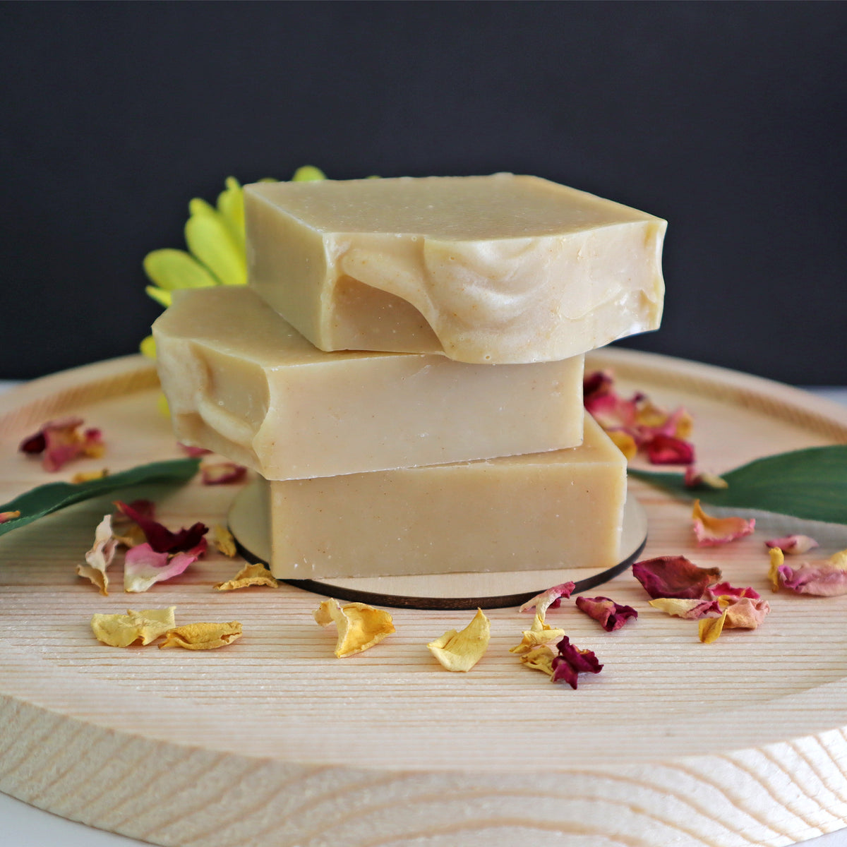 Papaya and Turmeric Soap with Sweet and Fruity Scent
